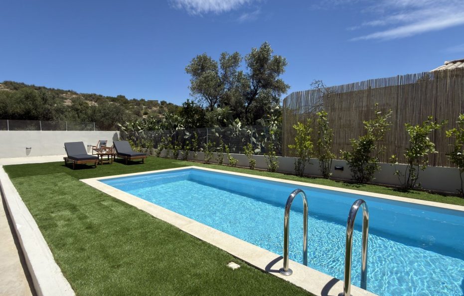 Serenity Privé Pool & Garden with BBQ Villa